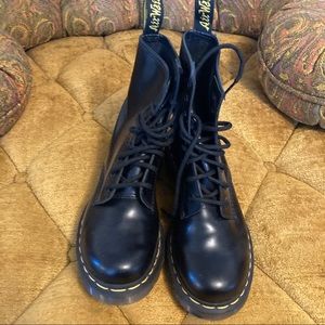 DOC MARTENS CLASSIC 1460 BOOT